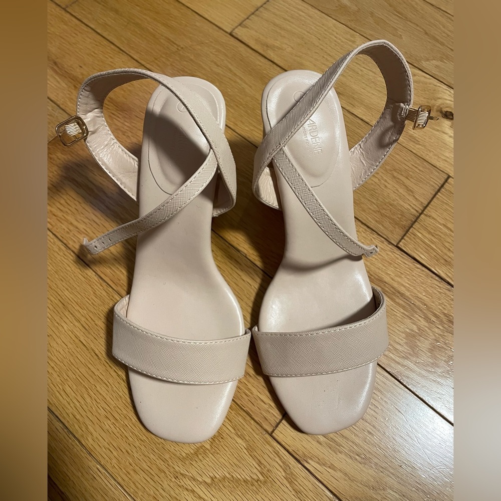 Light pink sandals